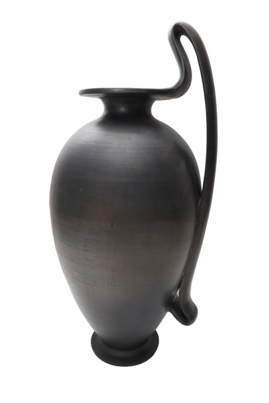 Ваза, авт. Поверин А.И., 2002 год, глина, чернолощение, 49,5х23 см