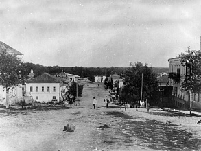 Спуск по улице Воронежской (современная Советская)